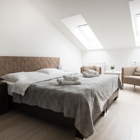 Spa Apartments Bulharska 卡罗维发利 外观 照片