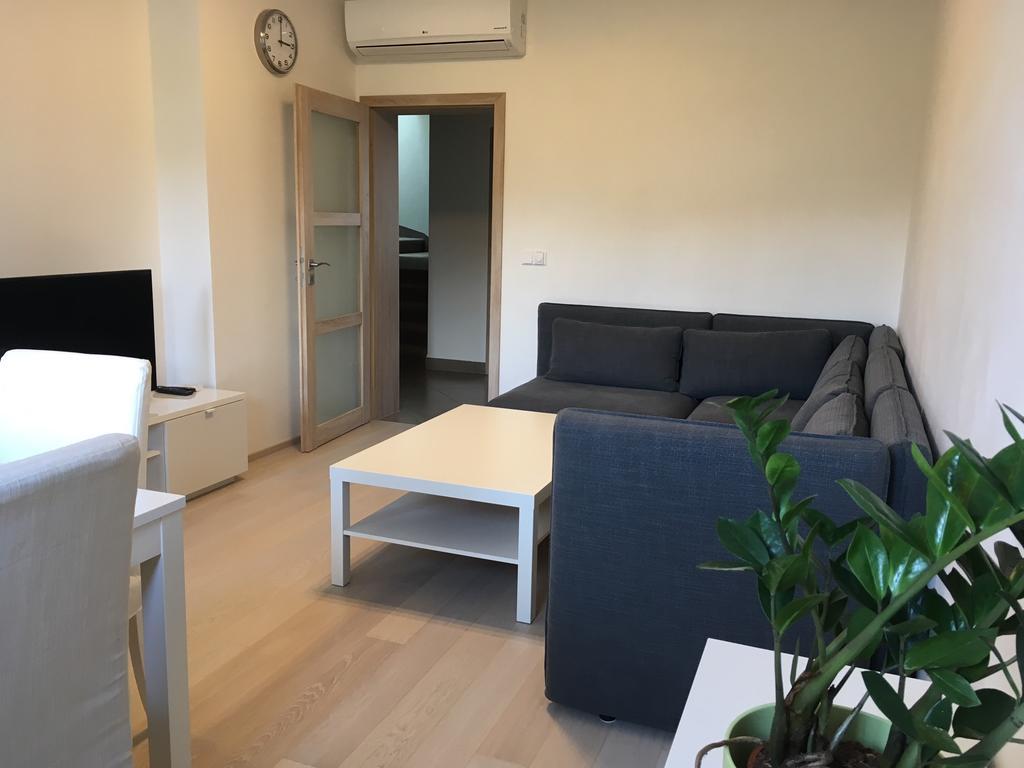 Spa Apartments Bulharska 卡罗维发利 外观 照片