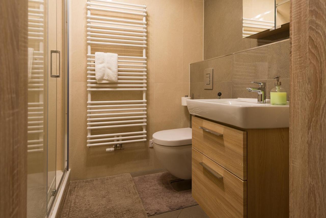 Spa Apartments Bulharska 卡罗维发利 外观 照片